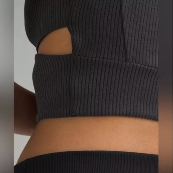 117 Lululemon Ribbed Softstreme Mockneck Cropped Tank Top - Black - Picture 4 of 8